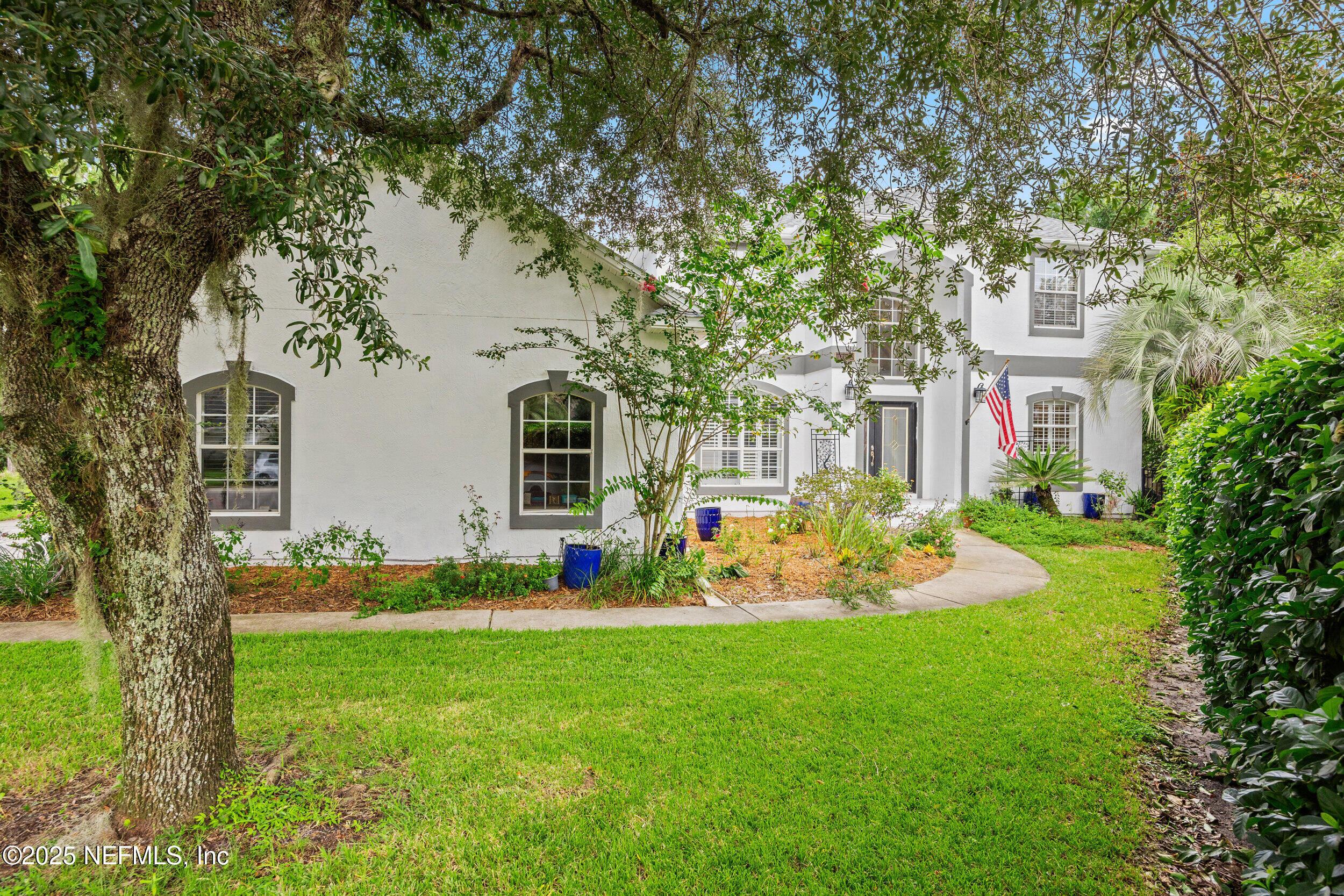 Image 2: 4 - Exterior (1)