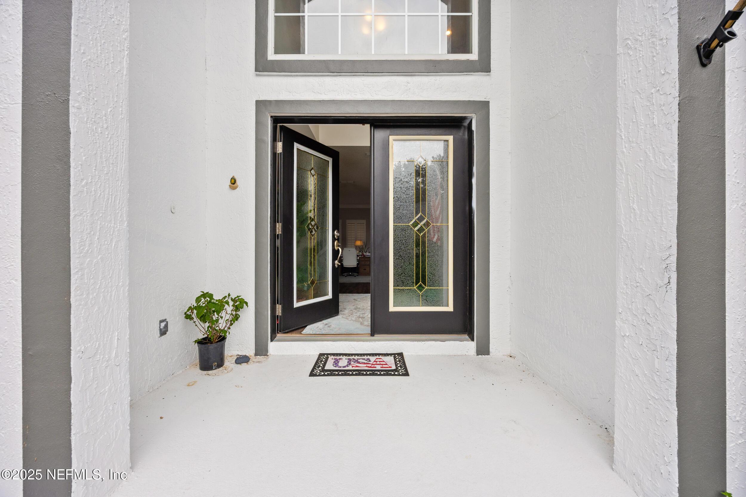 Image 3: 12 - Exterior (2)