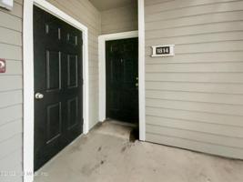 10000 GATE PKWY N