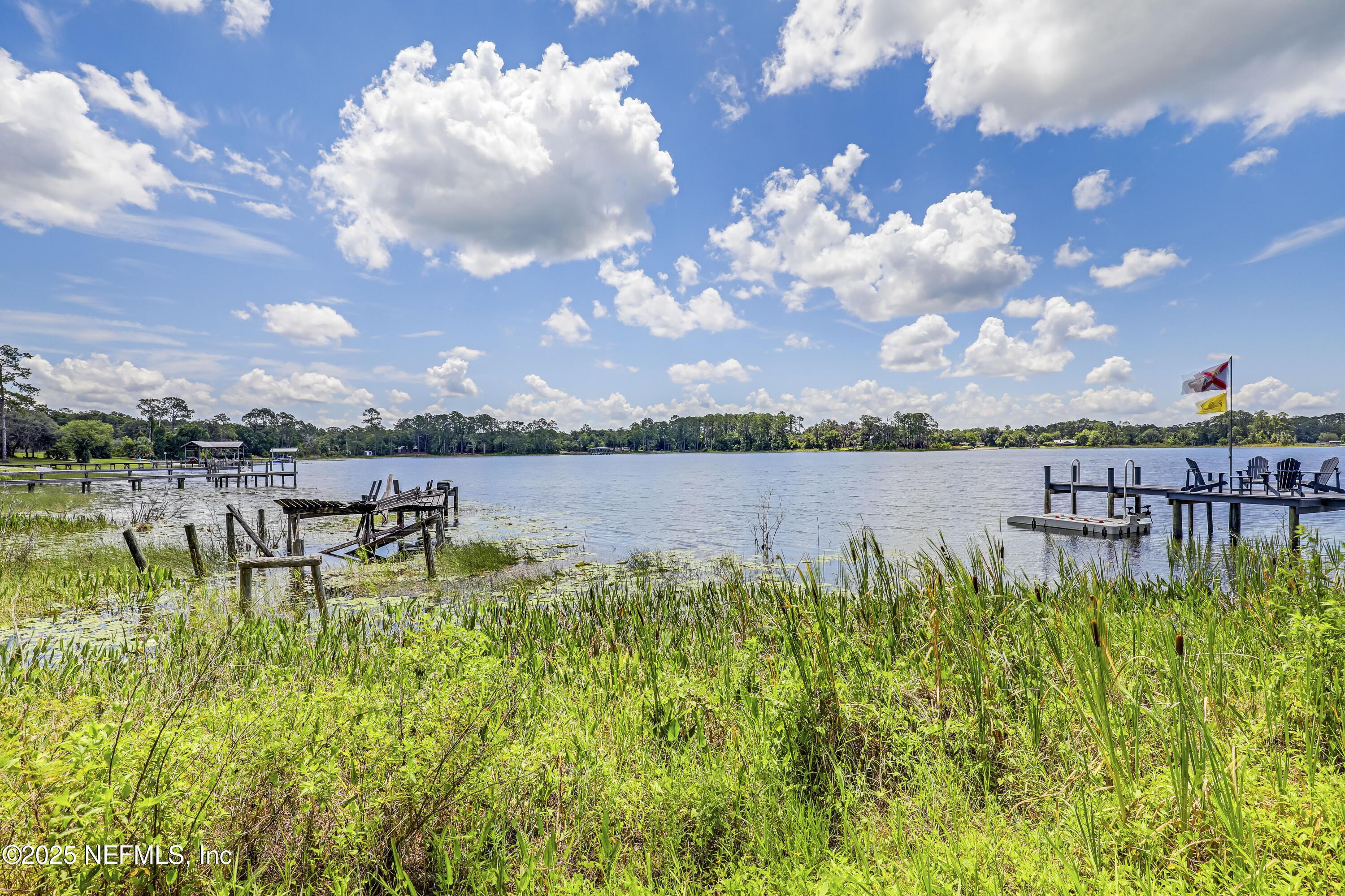Image 4: 03 Lake