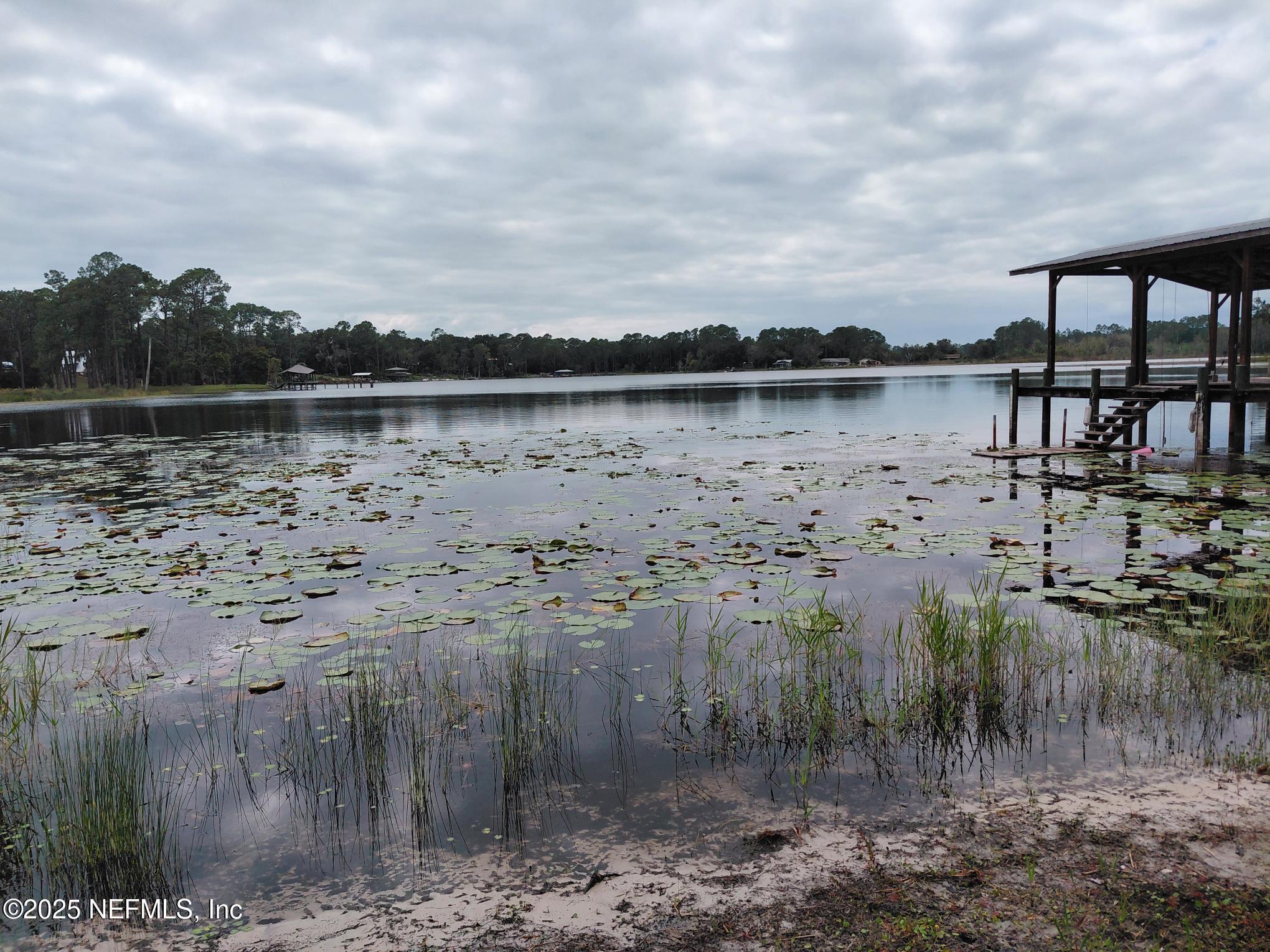 Image 1: 113 Lake