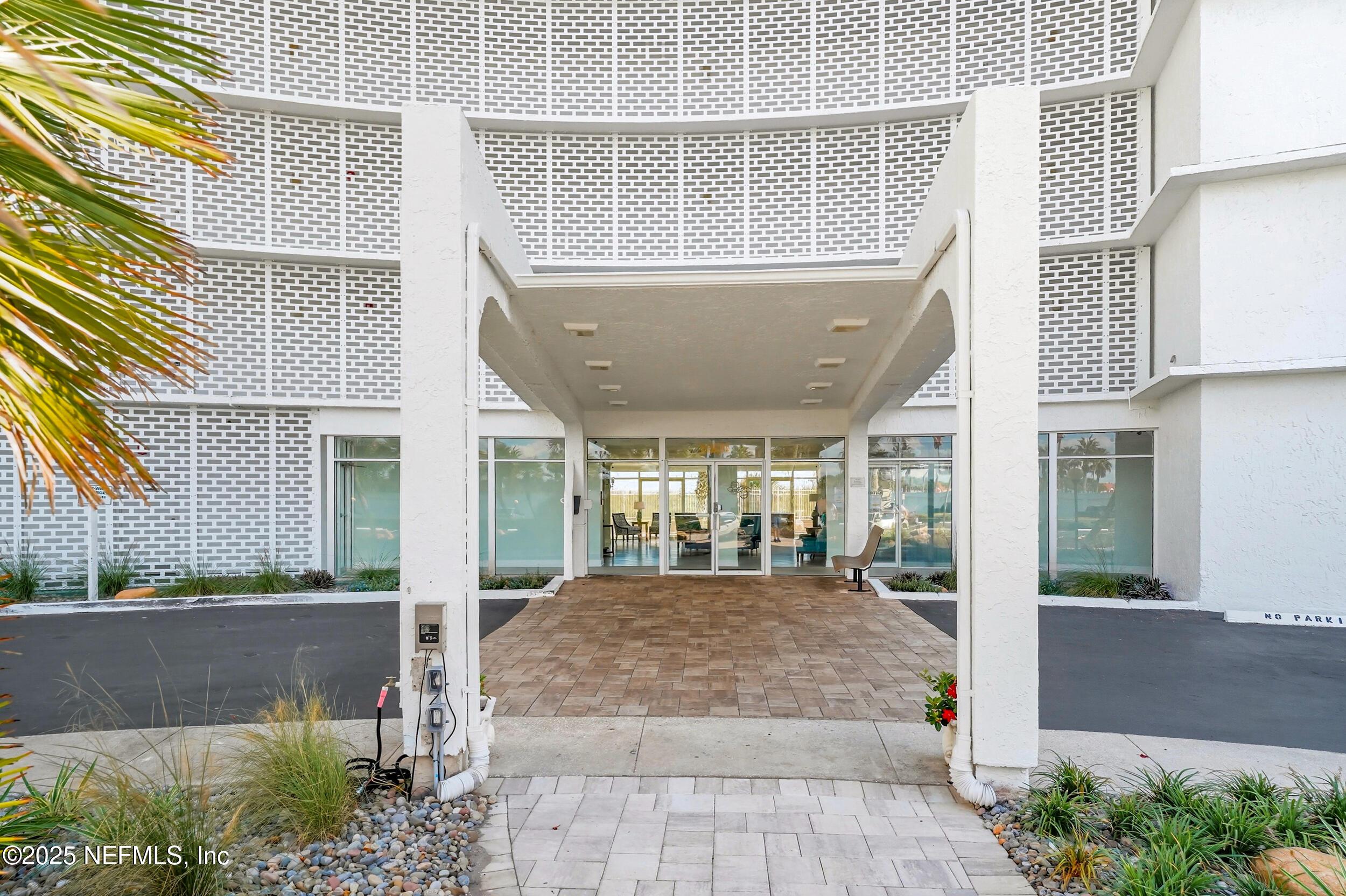 Image 3: EXTERIOR