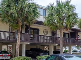 121 13TH AVE S
