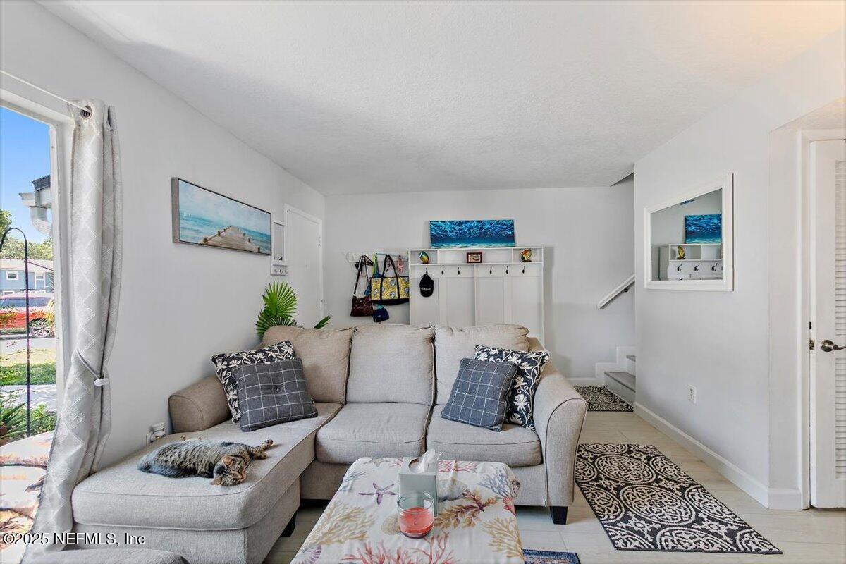 Image 4: 04-Living Room.jpg