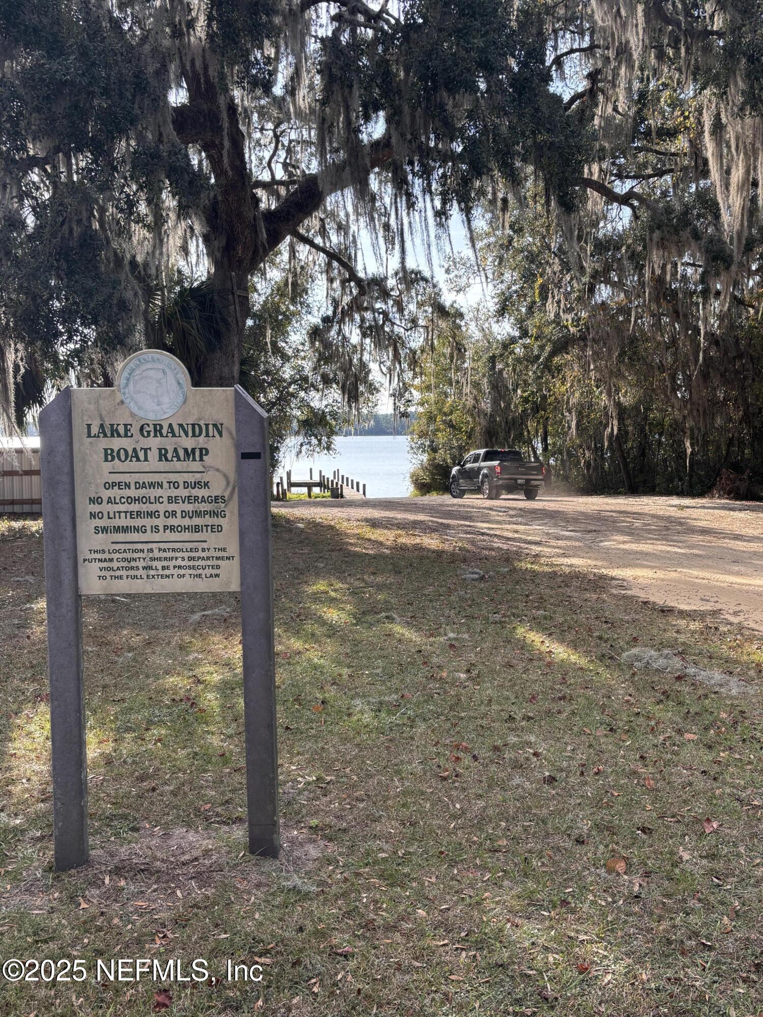 Image 1: Community Boat Ramp