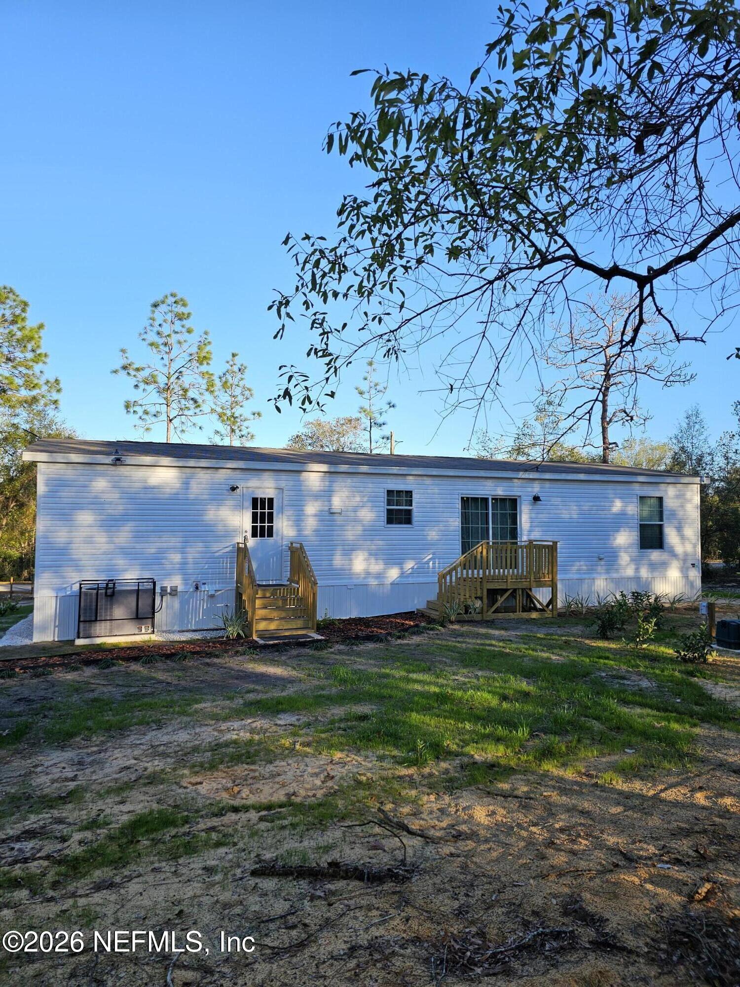 Image 2: Rear exterior