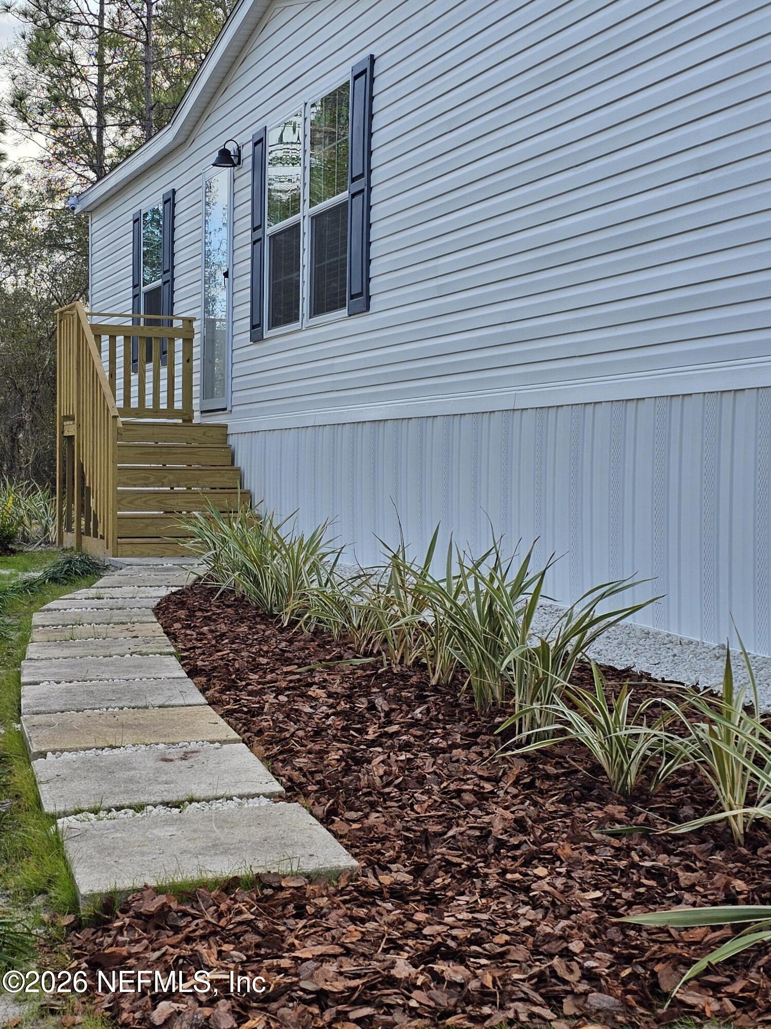 Image 3: front steps