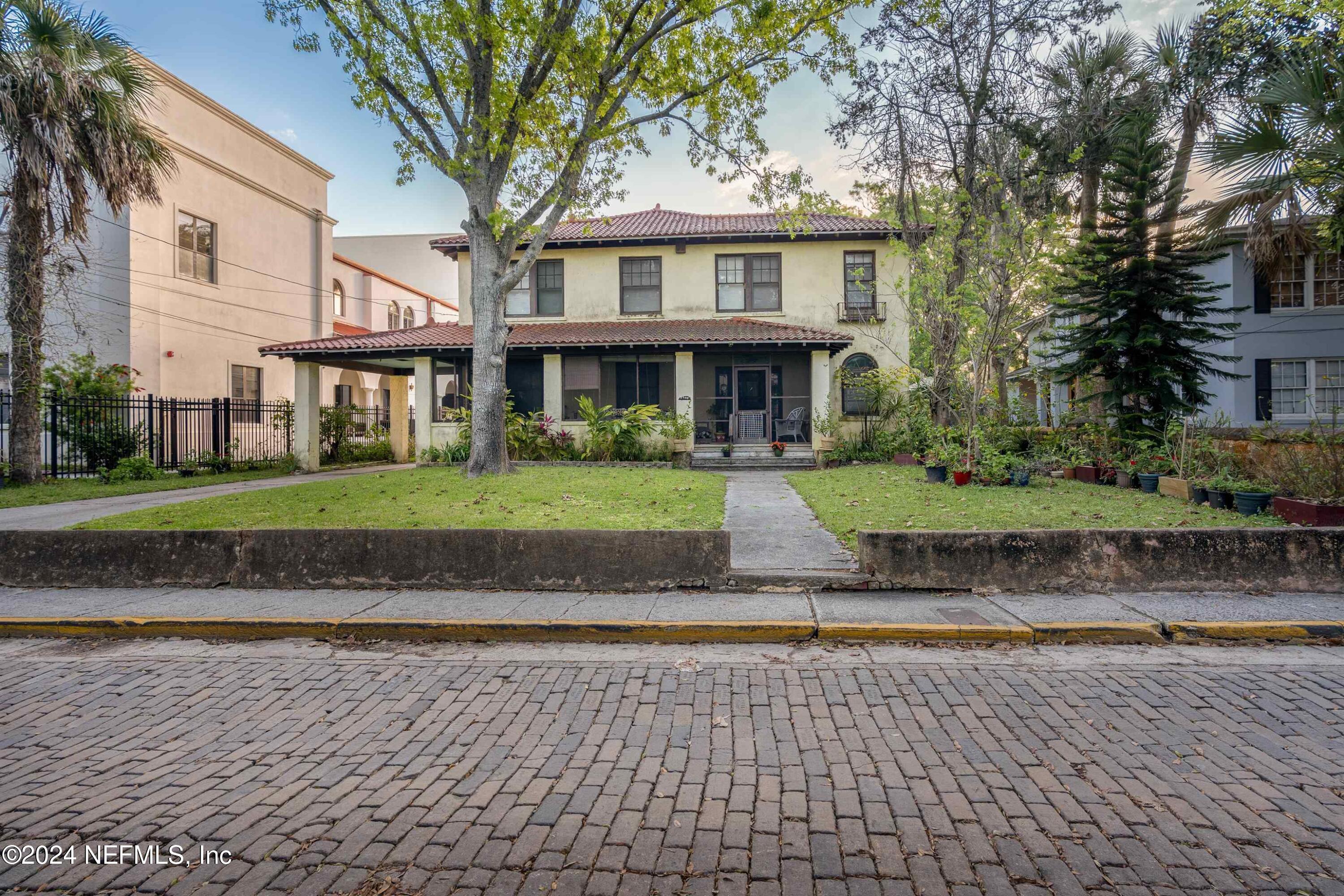 Image 1: exterior oh house1