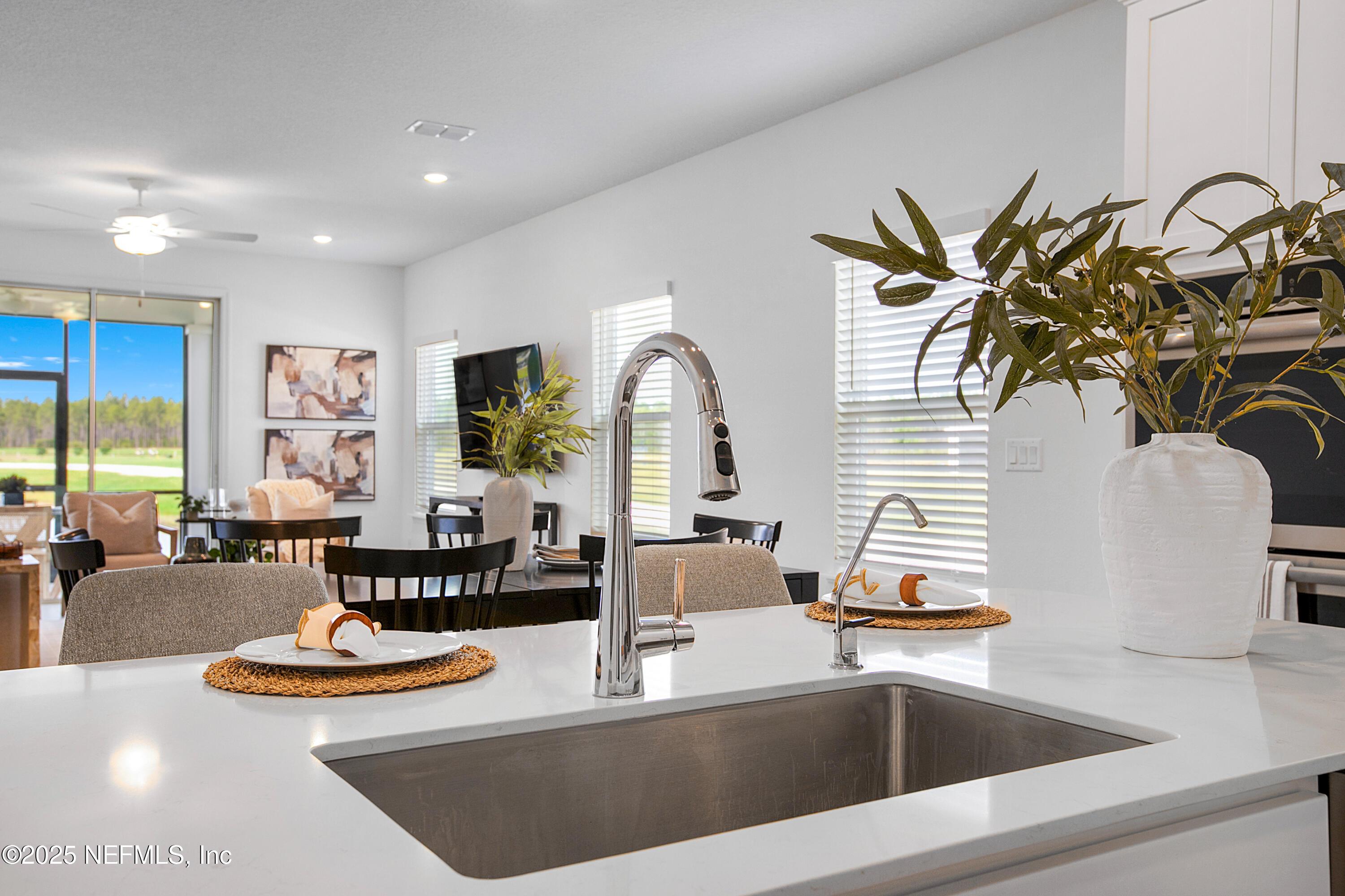 Image 3: JAX_Stillwater_Pic_Jessica_Kitchen_1of8