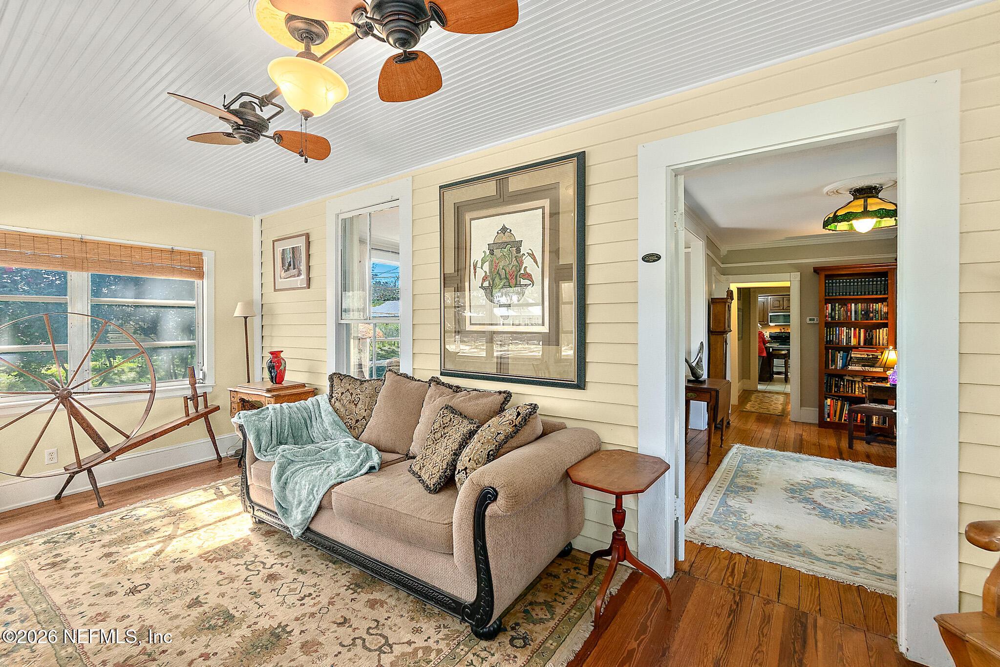 Image 4: 244_S_Prospect_St_Photos-53