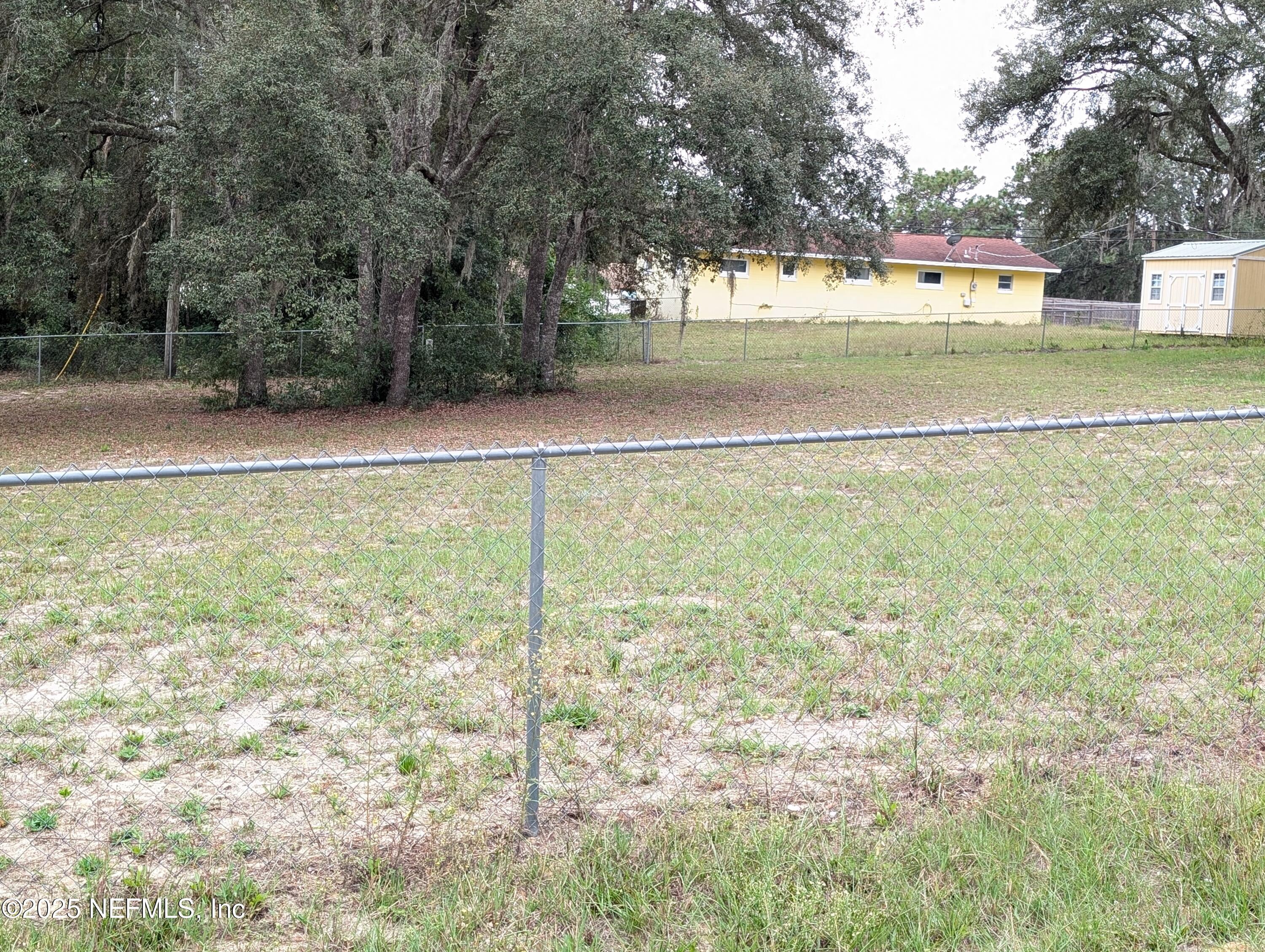 Image 2: 211, 213, 215 1ST WAY 04