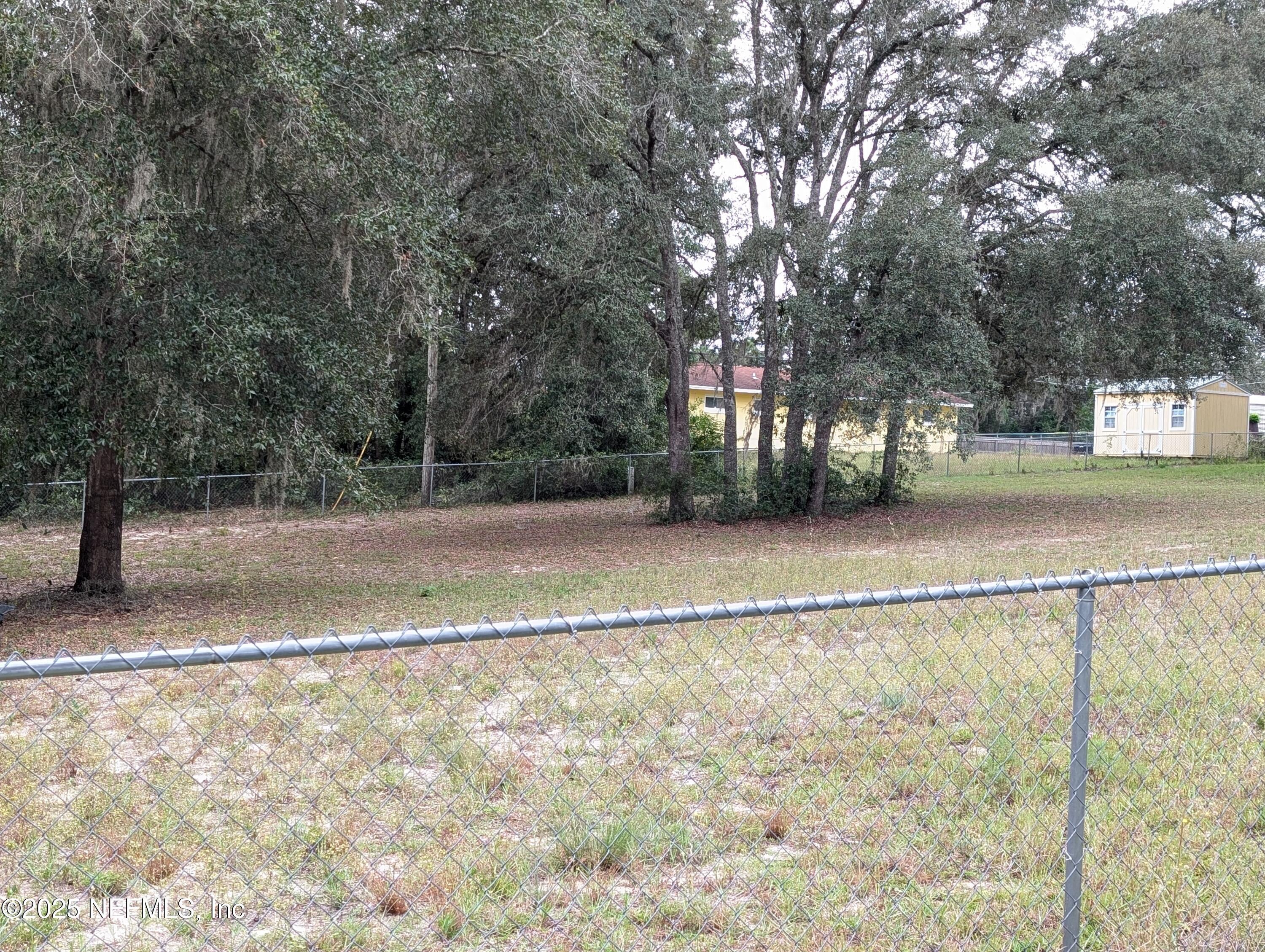 Image 3: 211, 213 215 1ST WAY 03