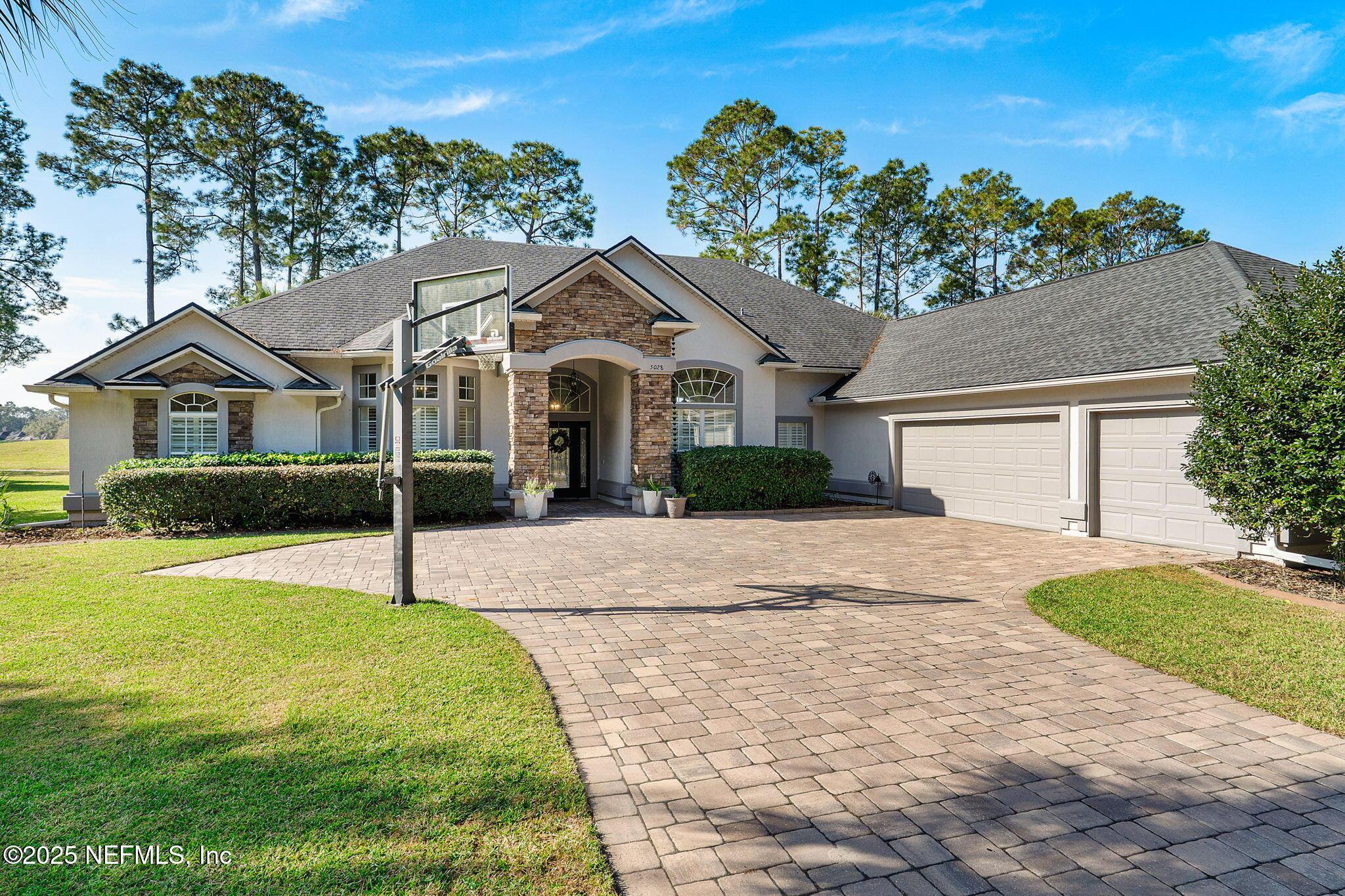 Image 3: 5028 Blackhawk Dr-05