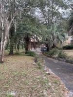 707 ARTHUR MOORE DR