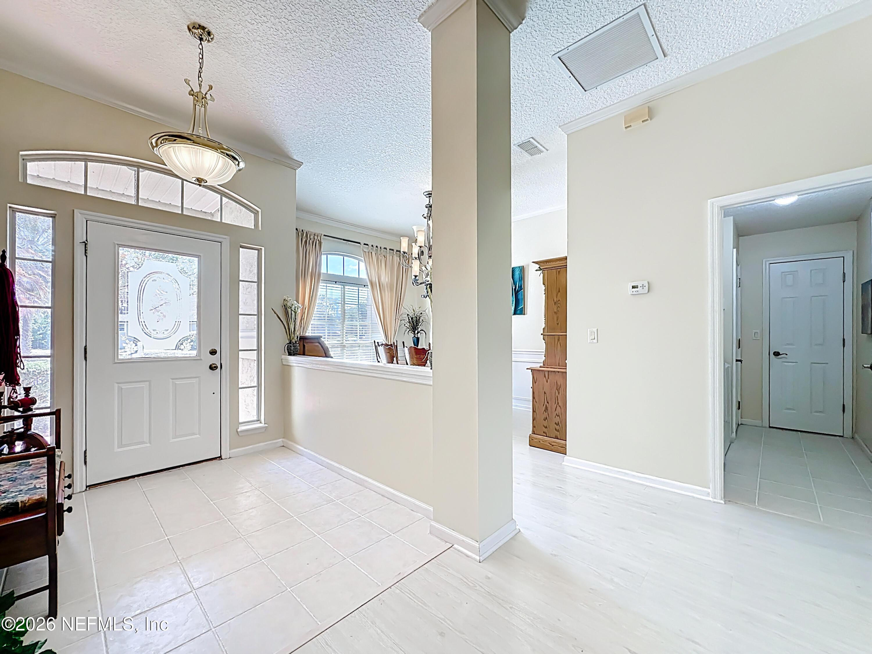 Image 2: 2264 Lookout Landing-13