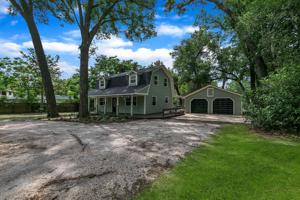 433 ARTHUR MOORE DR