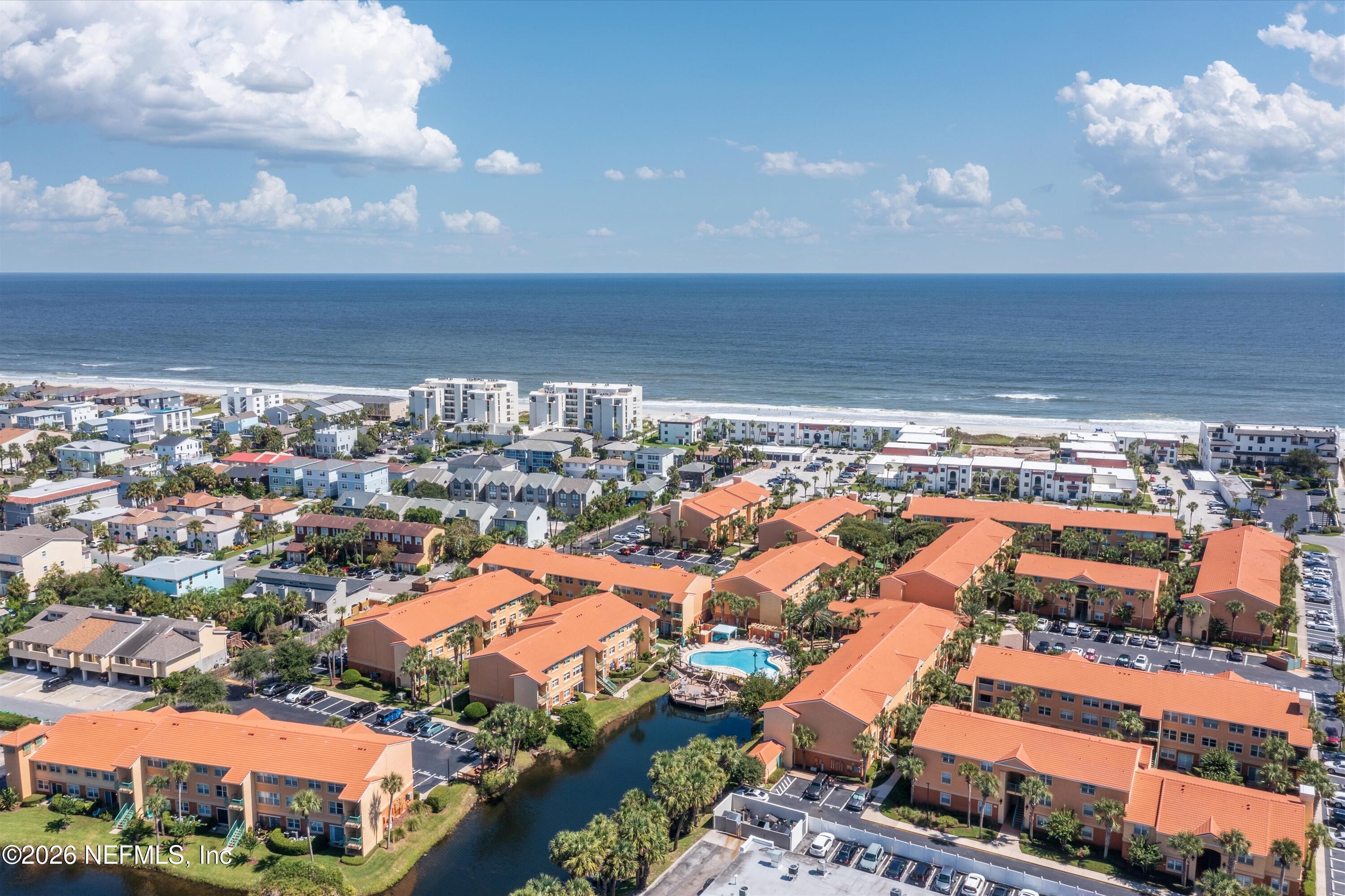 Image 4: 204 LAGUNA VILLAS Boulevard A11