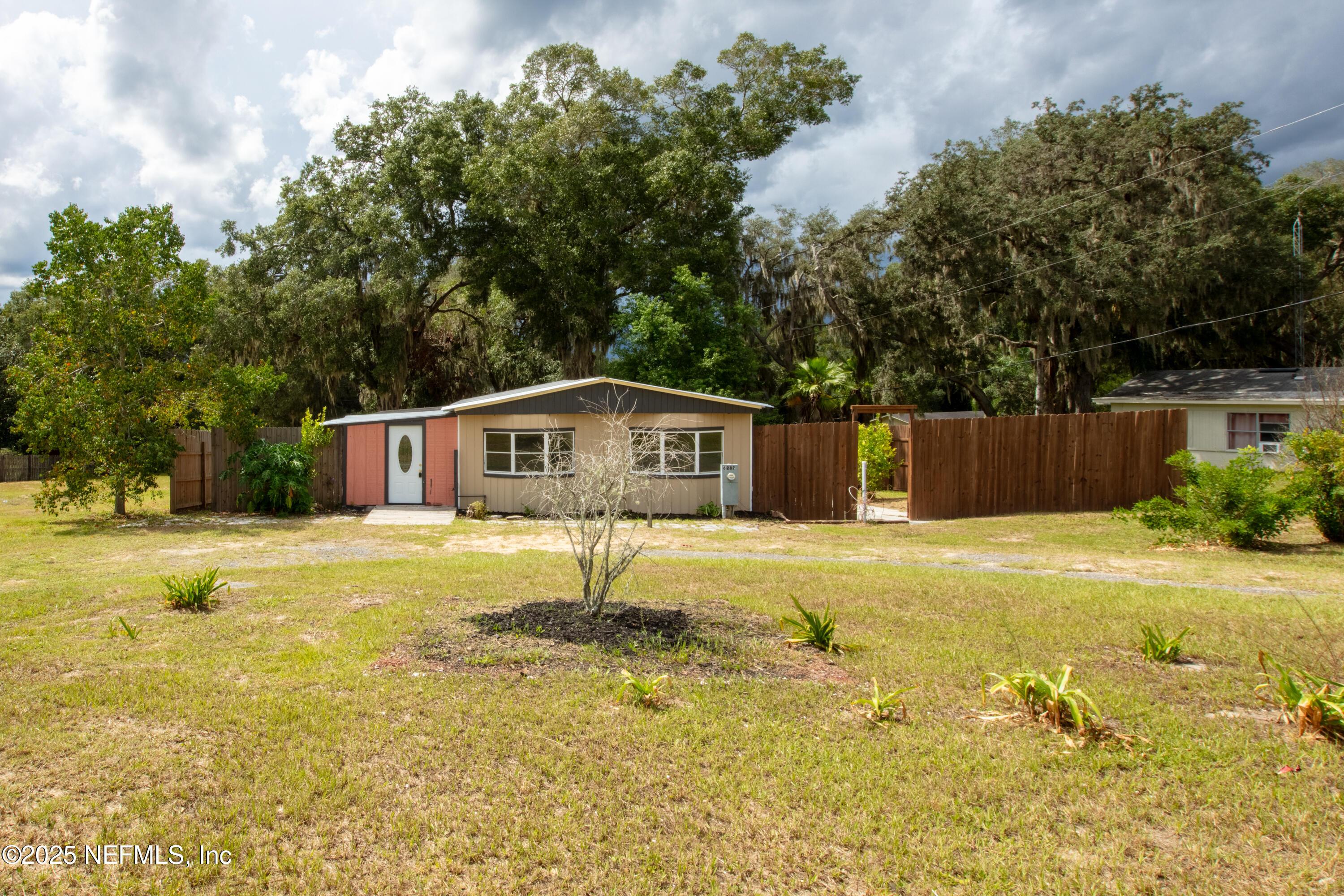 Image 1: 6287MagnoliaMLS