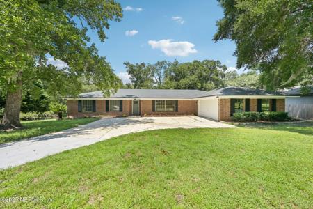 1311 LAKE ASBURY Drive