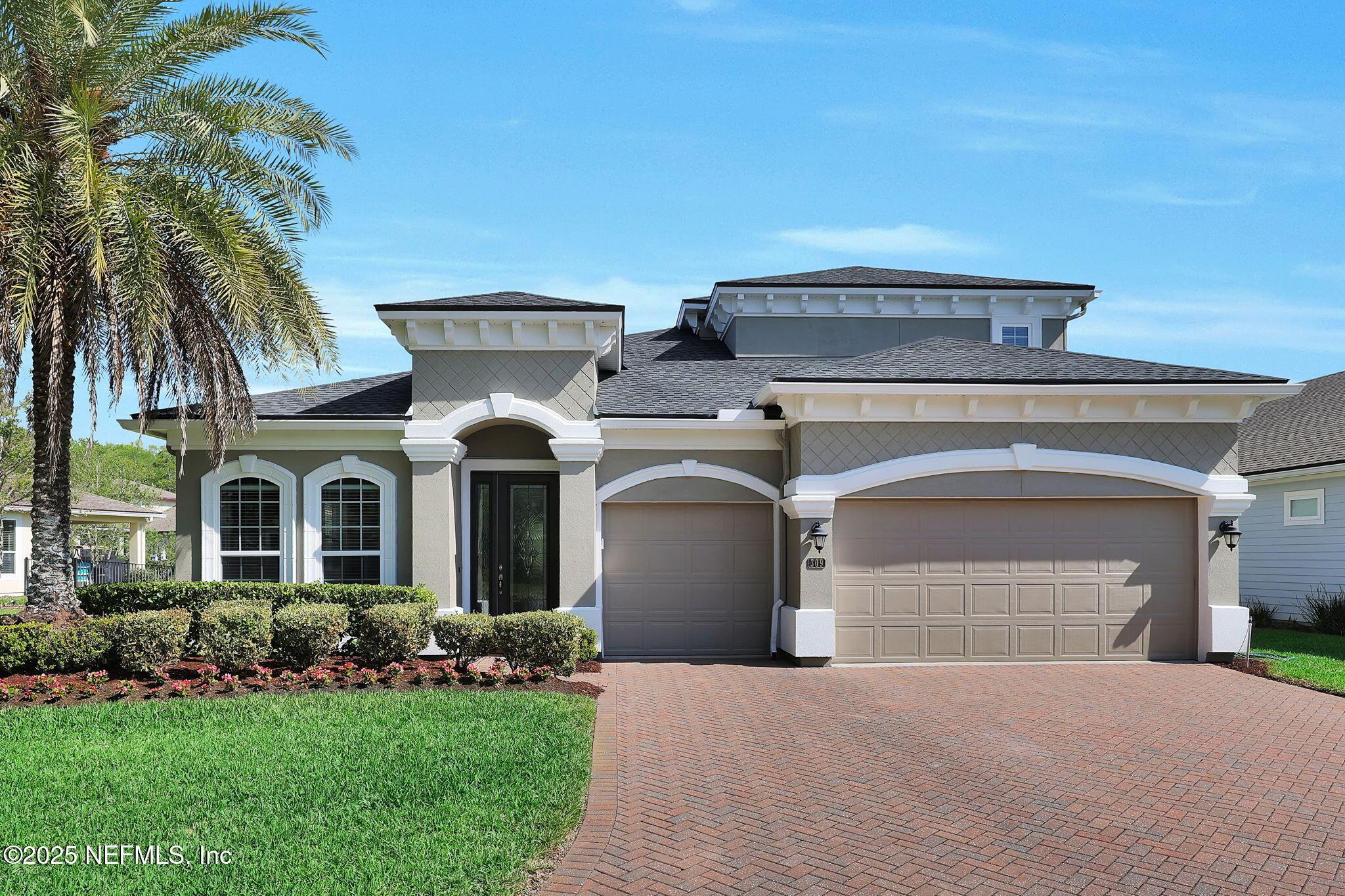 Image 3: Paver driveway & entry