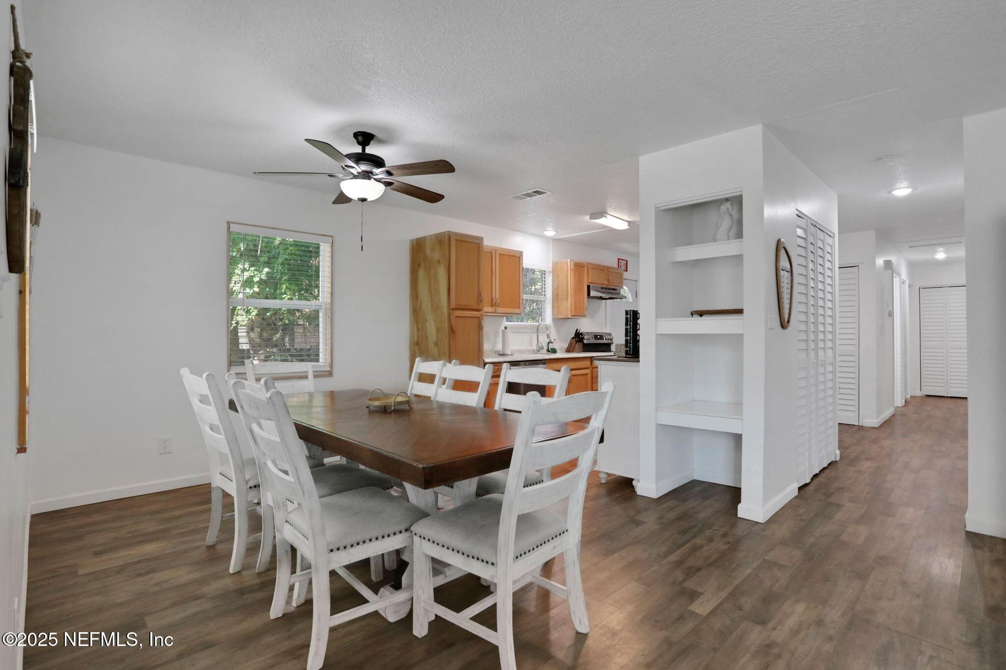 Image 3: 02 Dining Room