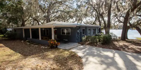 6440 BROOKLYN BAY Road