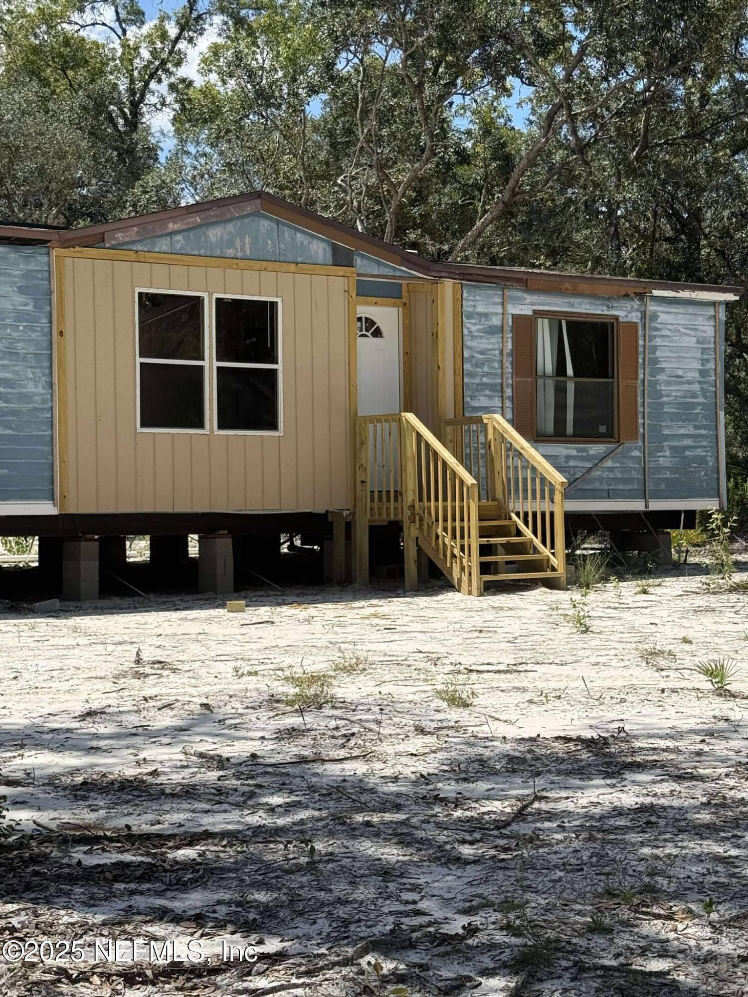 Image 3: front