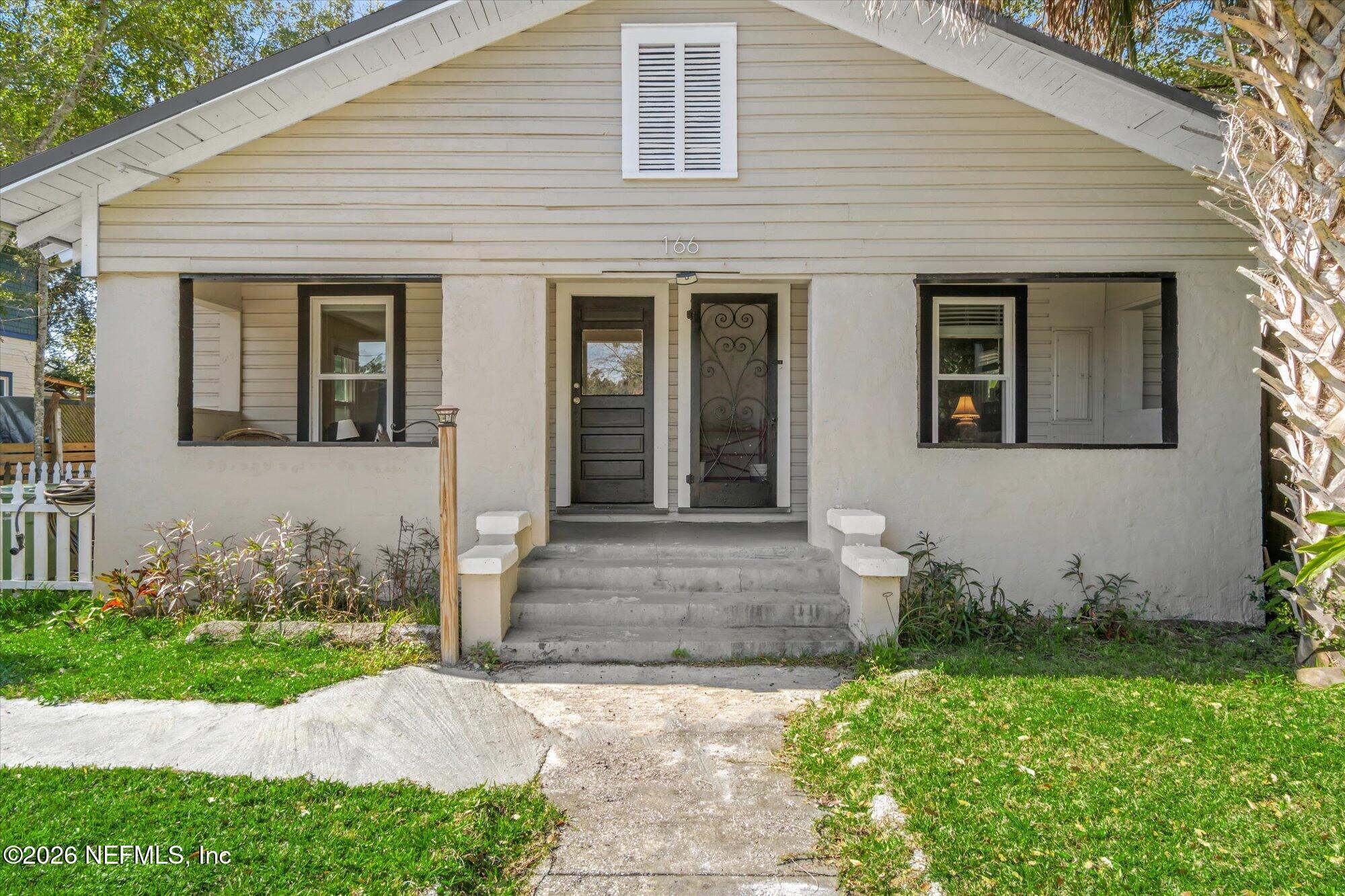 Image 2: 002-36-166 M L King Ave-36