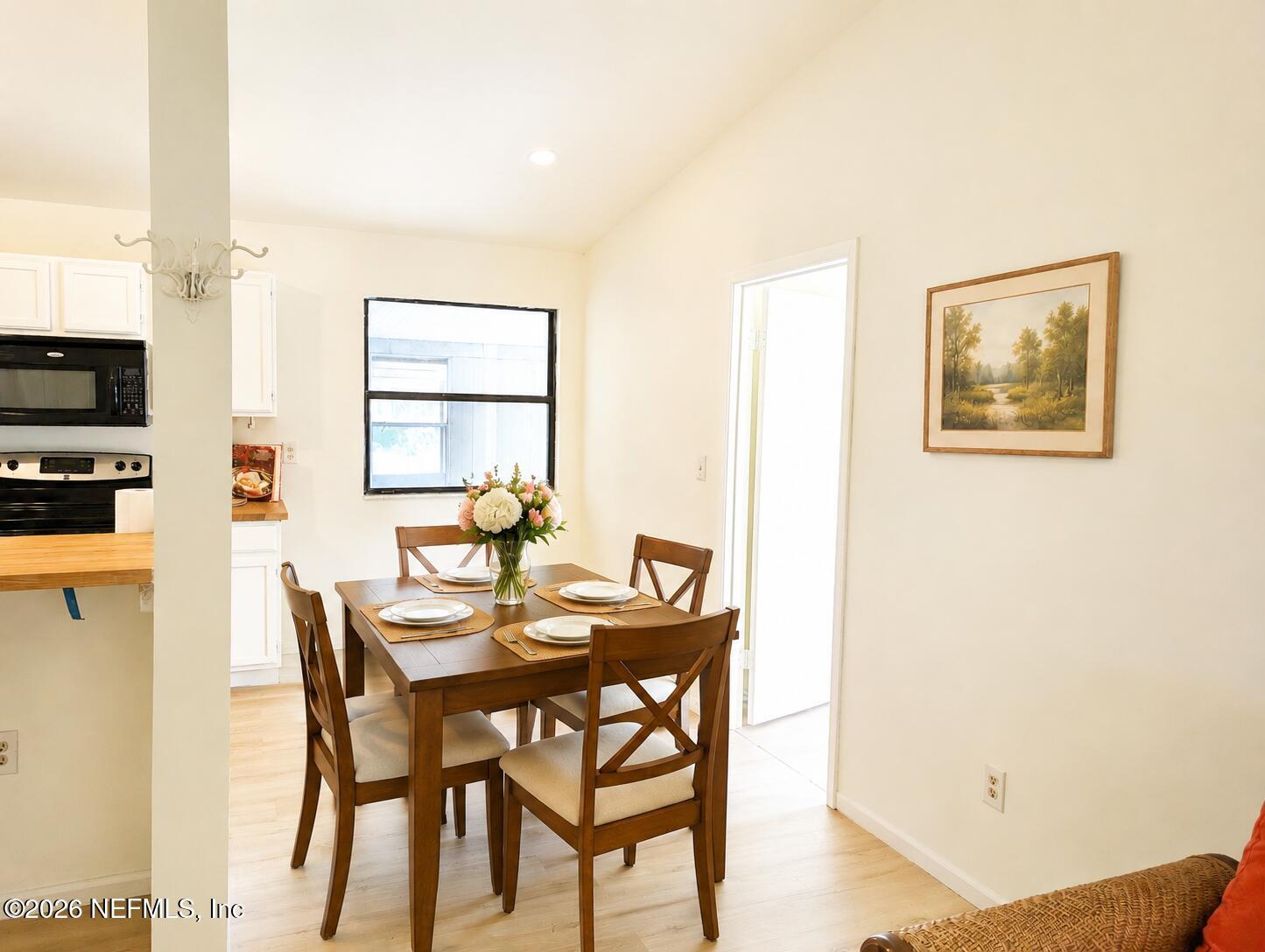 Image 4: Vitrual staged Dining room