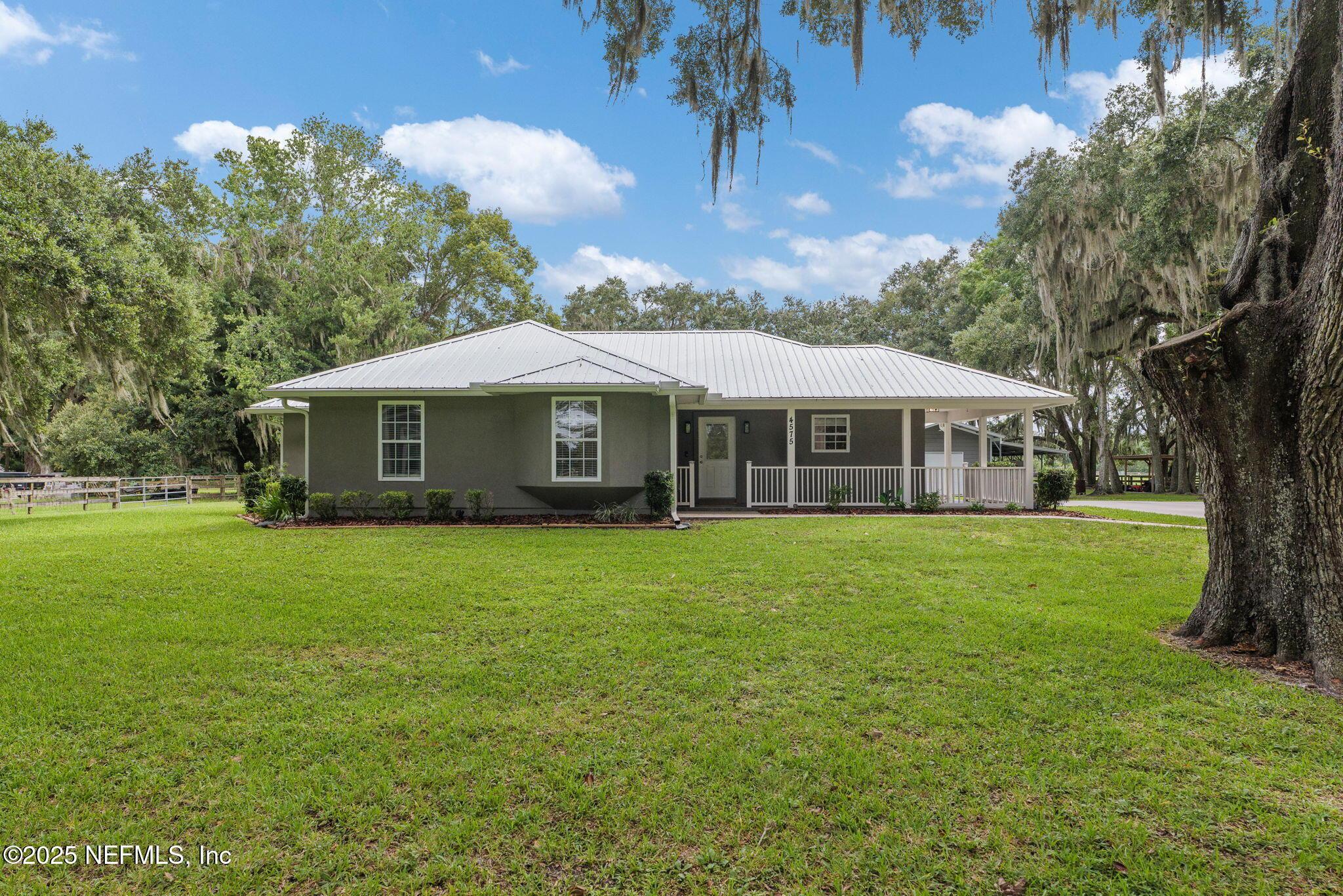 Image 3: Covered front porch