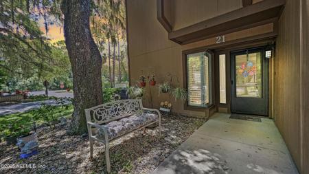 21 MID PINES Circle