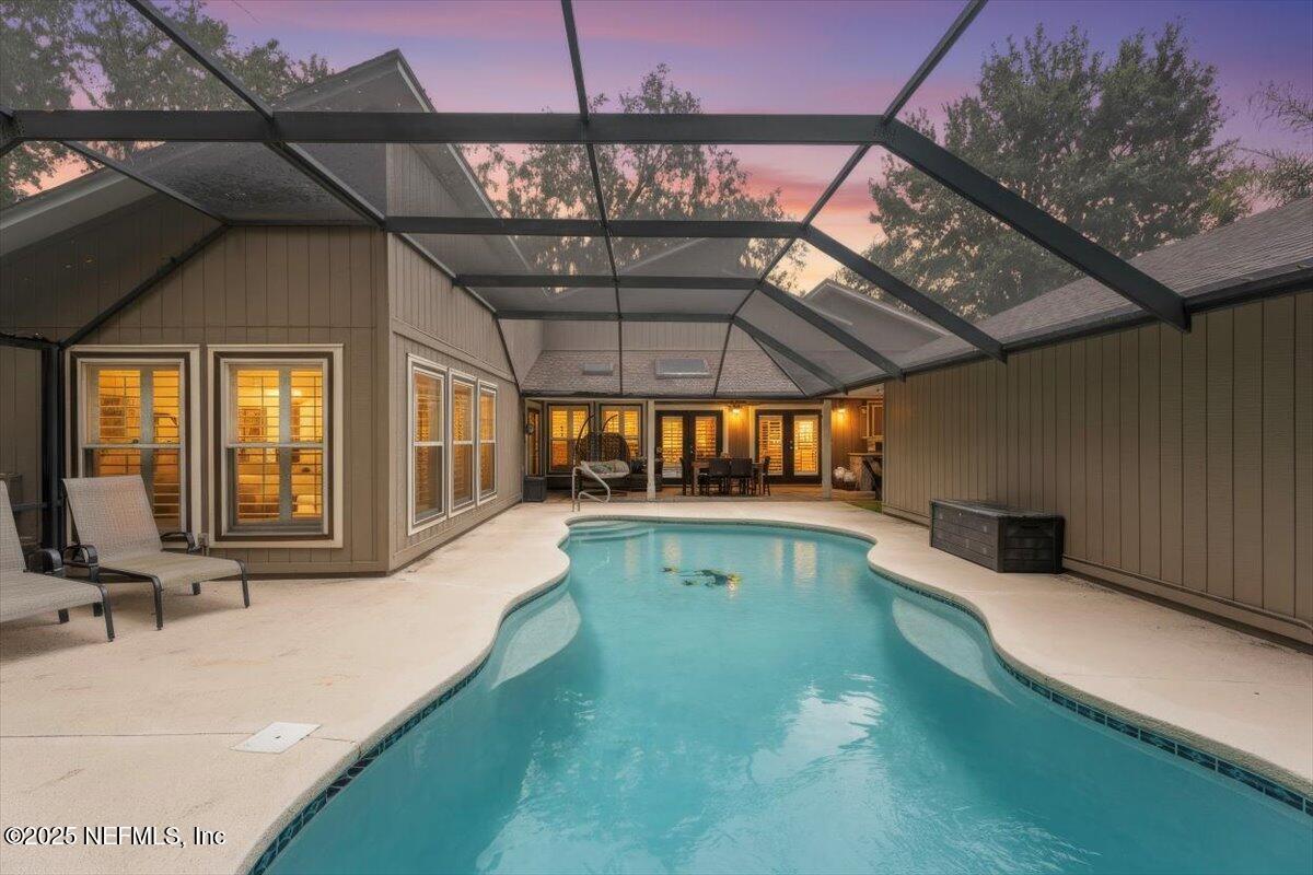 Image 3: Pool View