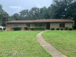 1803 E HOLLY OAKS LAKE RD