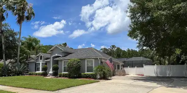 1520 WINSTON LN