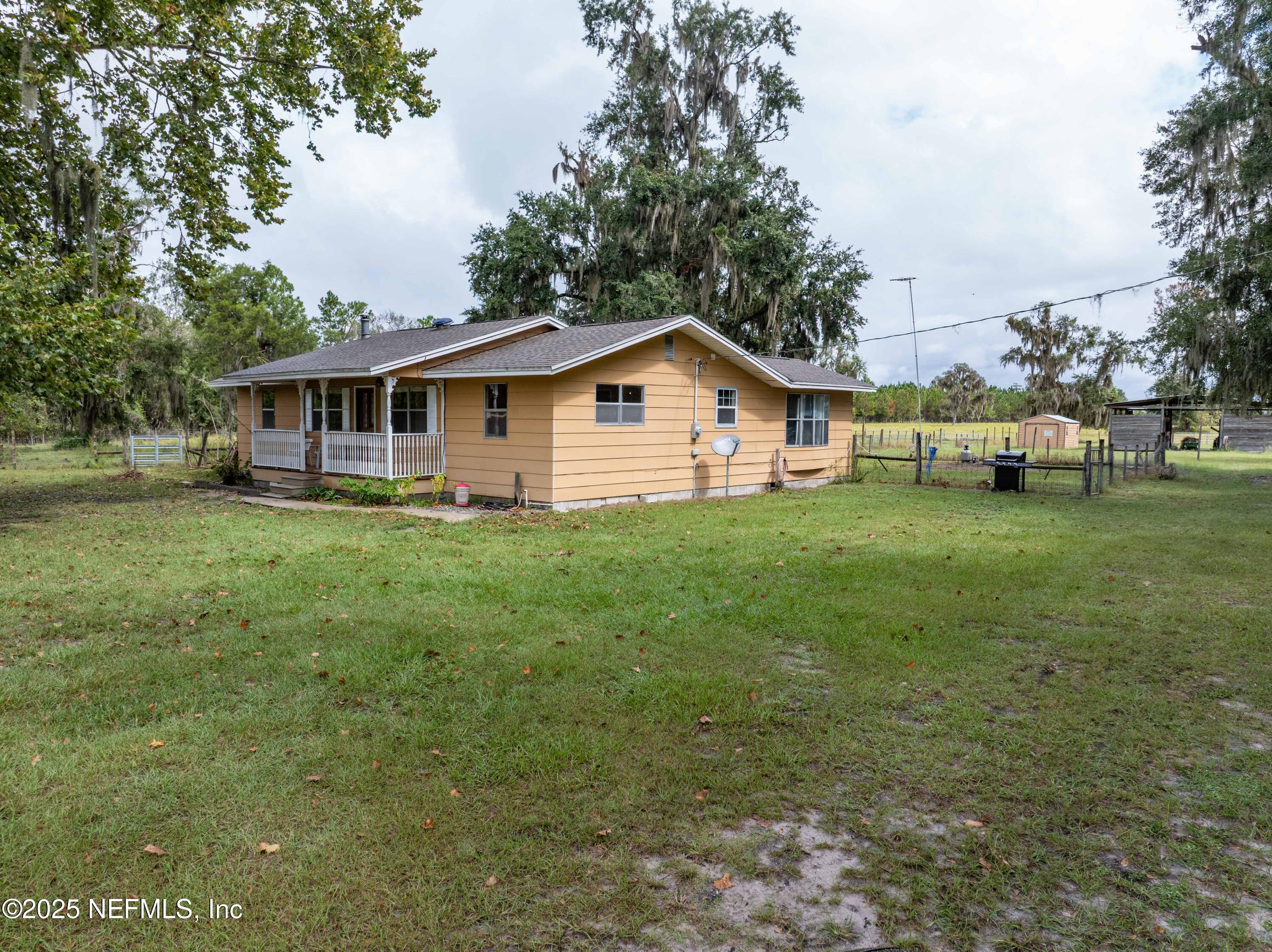 Image 3: DJI_20250929122322_0071_D
