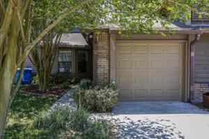 8014 INTERNATIONAL VILLAGE DR