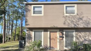 1818 WILLOWOOD DR