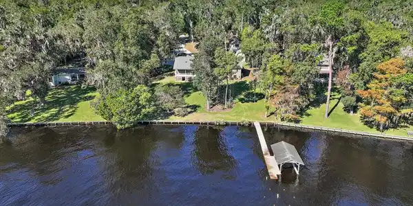 3065 DOCTORS LAKE Drive