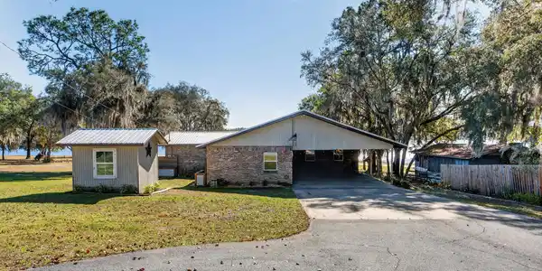 228 SE 66TH Street