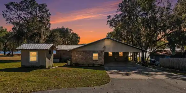 Image 2: 228 SE 66th St