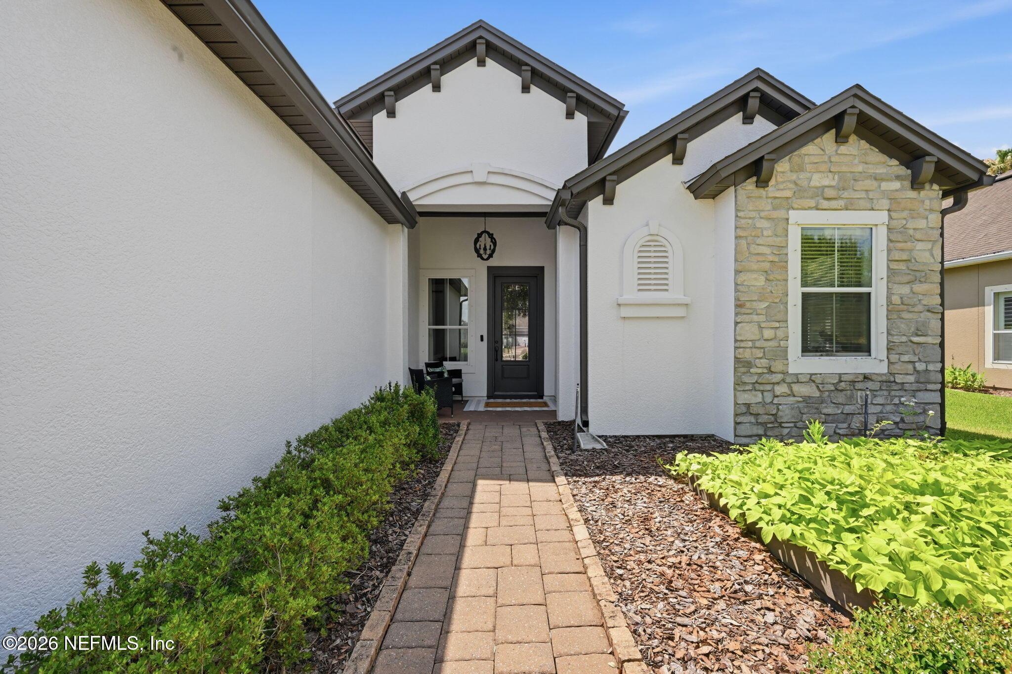 Image 4: 35 Royal Lake Dr