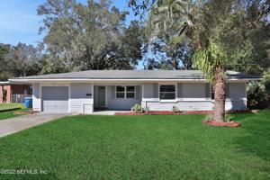 5735 COLLEGE LN