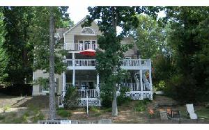 382 MCCRACKEN POINTE