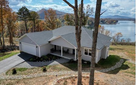 136 Quiet Waters Drive