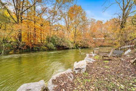 251 Rivers Edge Drive