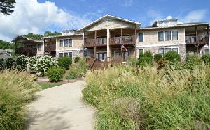 1407 LAKESIDE ROAD #203