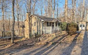 3267 COFFEY LN