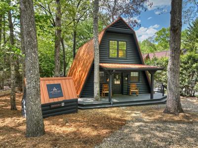 144 Lake Cove Circle
