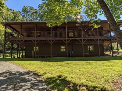 223 Mountain Breezes Drive