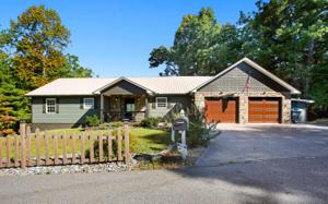 379 WHITE PINE DRIVE